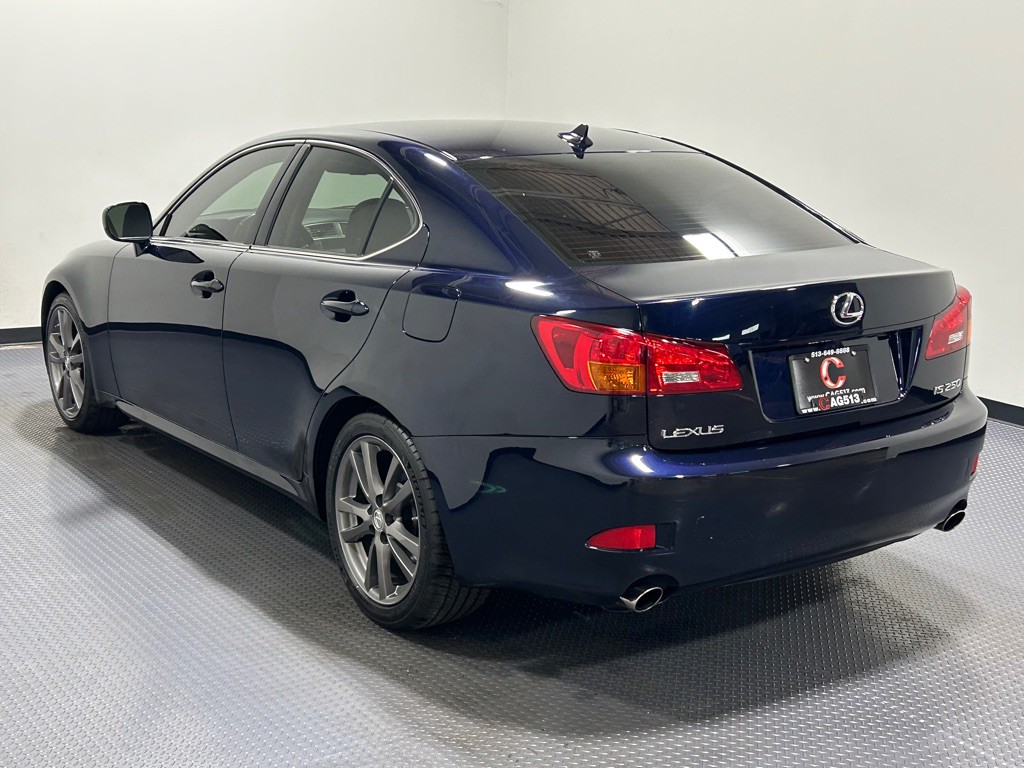 2008 Lexus IS Image 7