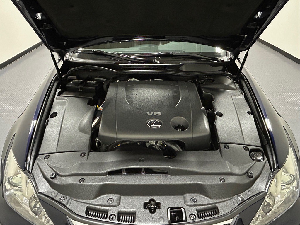 2008 Lexus IS Image 17