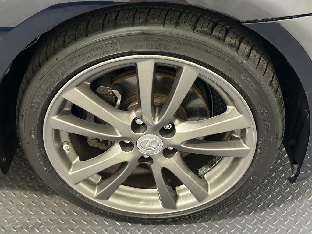 2008 Lexus IS Image 18