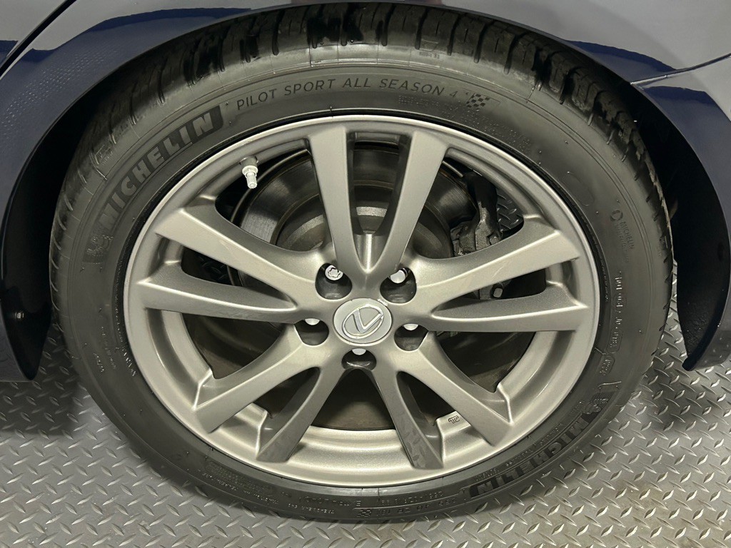 2008 Lexus IS Image 20