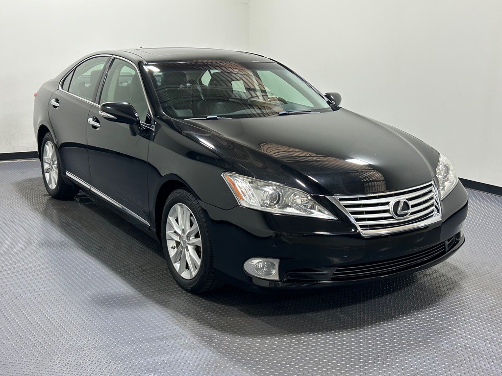 2011 Lexus ES Image 4