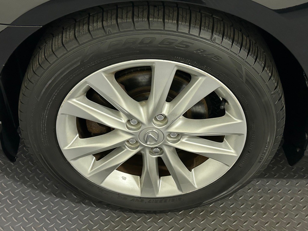 2011 Lexus ES Image 21