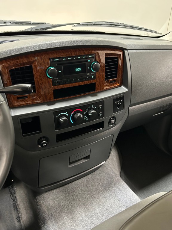 2006 Dodge Ram 1500 Image 11