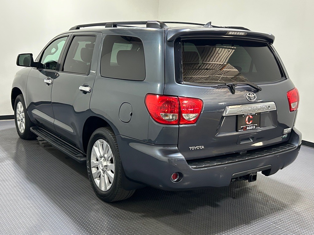 2010 Toyota Sequoia Image 7