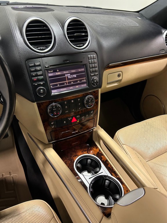 2012 Mercedes-Benz GL-Class Image 14