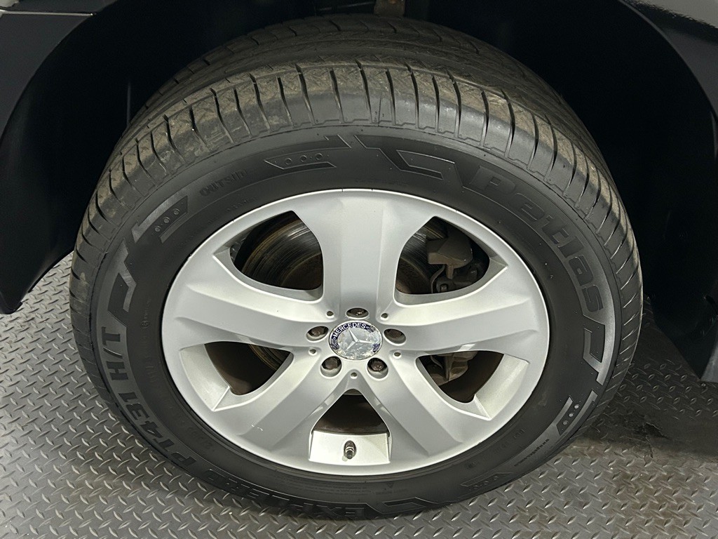 2012 Mercedes-Benz GL-Class Image 21