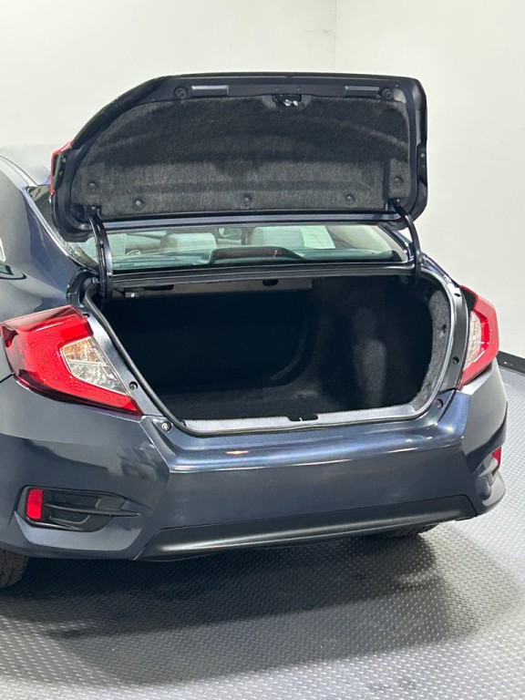 2016 Honda Civic Image 12