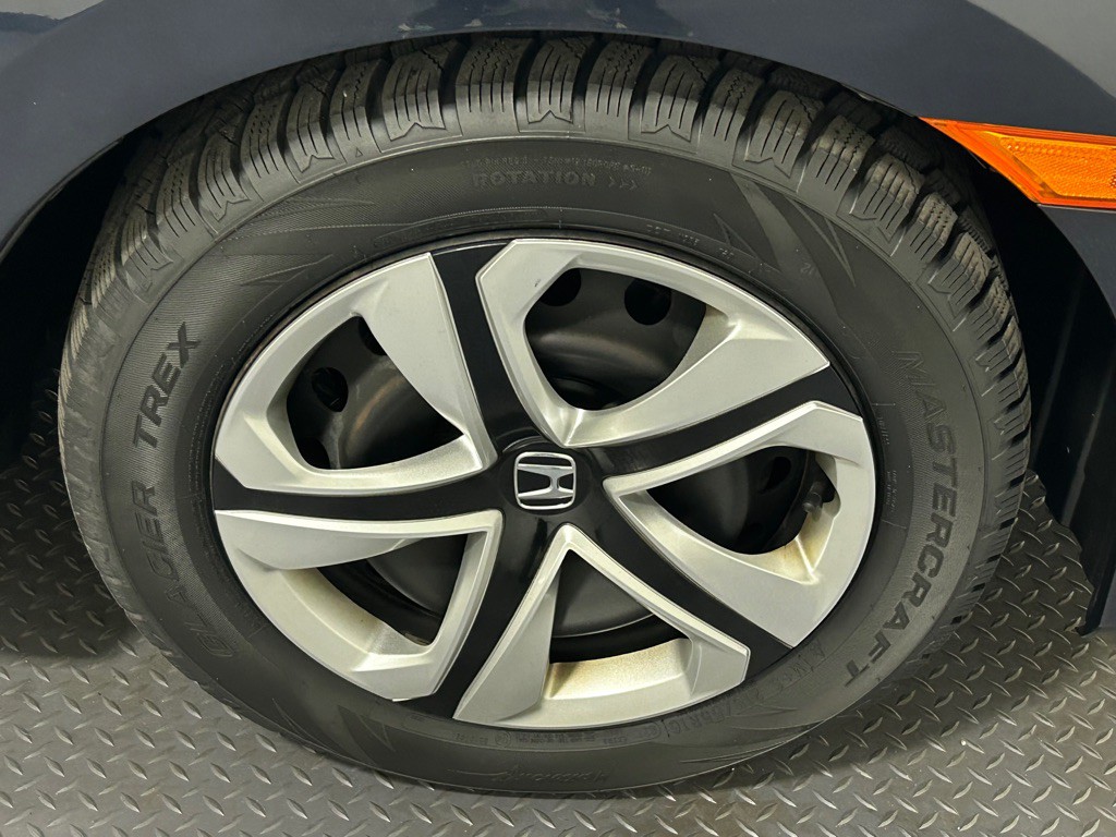 2016 Honda Civic Image 17