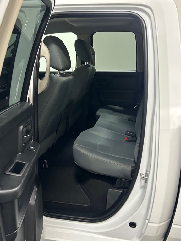 2017 RAM 1500 Image 9