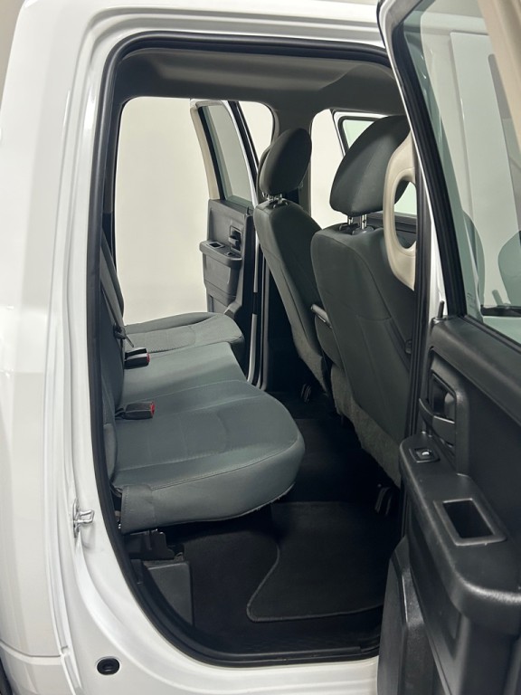 2017 RAM 1500 Image 10