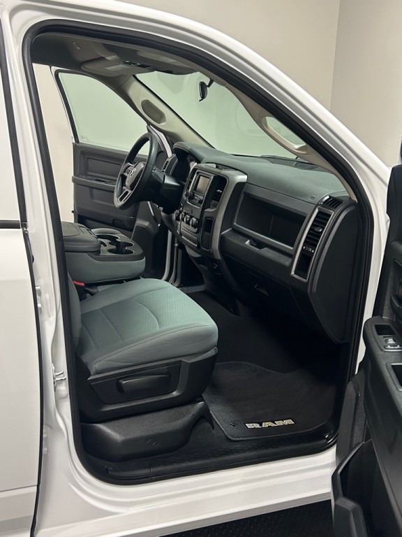 2017 RAM 1500 Image 11