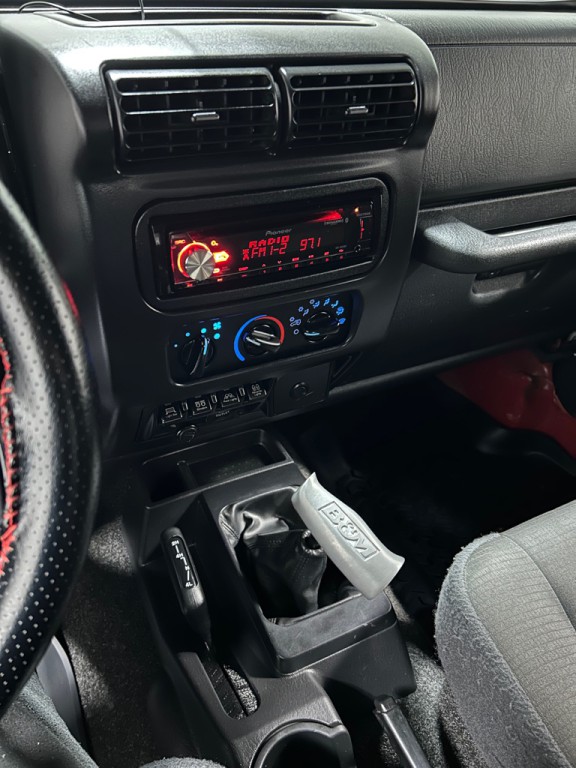 2006 Jeep Wrangler Image 12