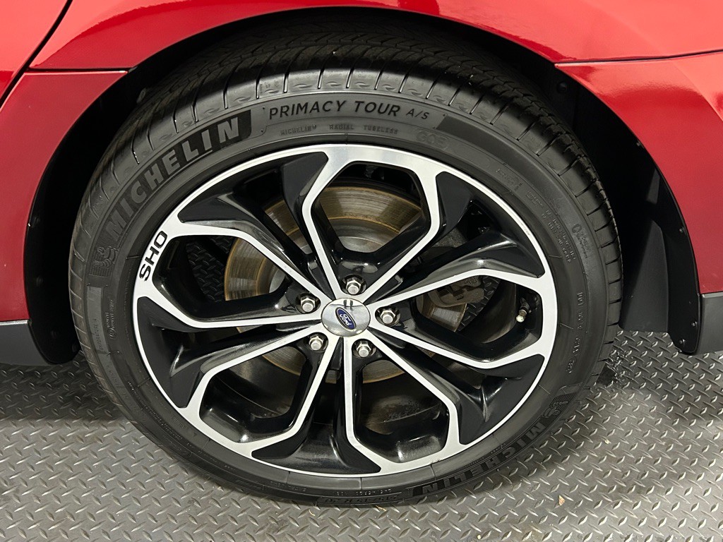 2013 Ford Taurus Image 20