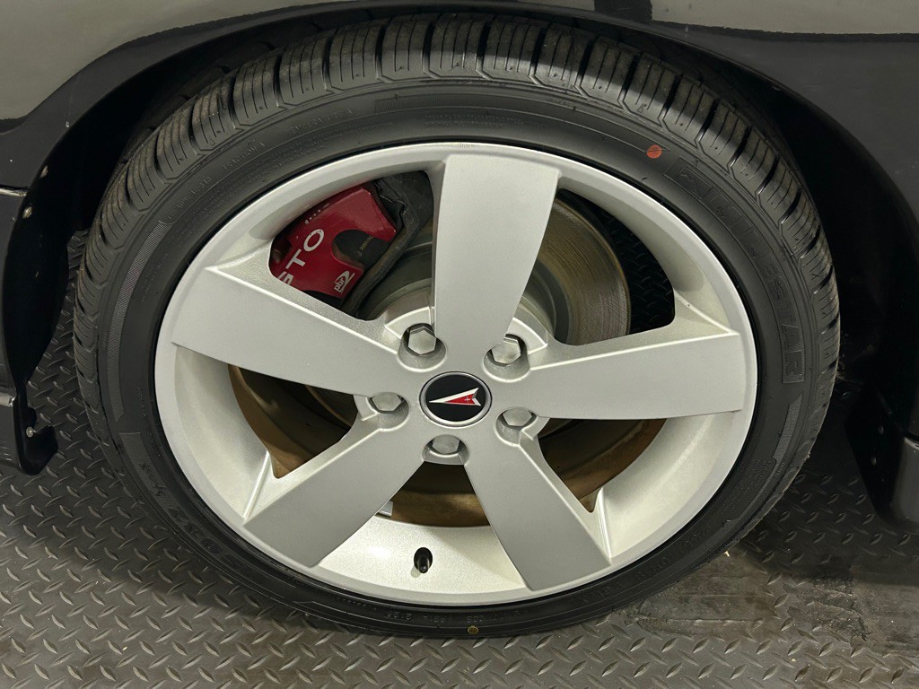2006 Pontiac GTO Image 18