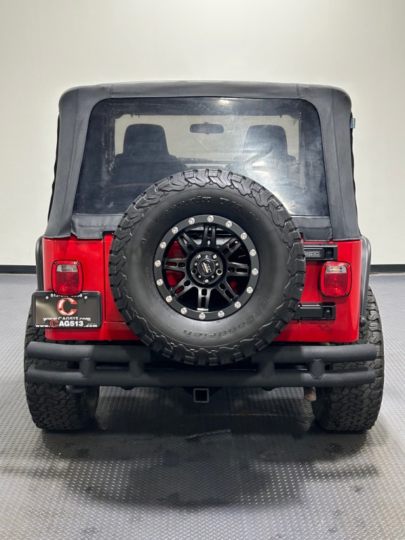 2004 Jeep Wrangler Image 5