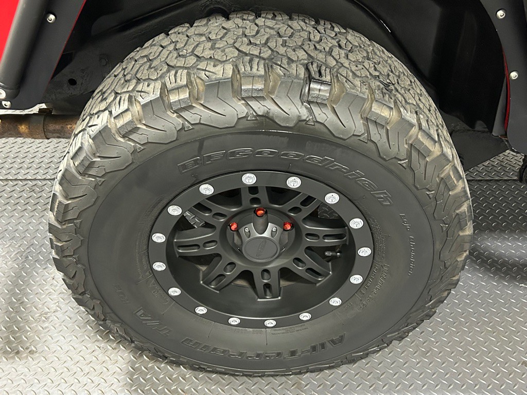 2004 Jeep Wrangler Image 16