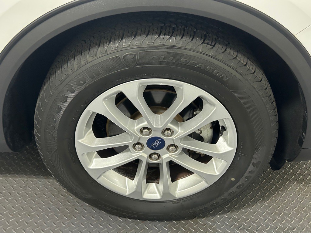 2020 Ford Escape Image 18