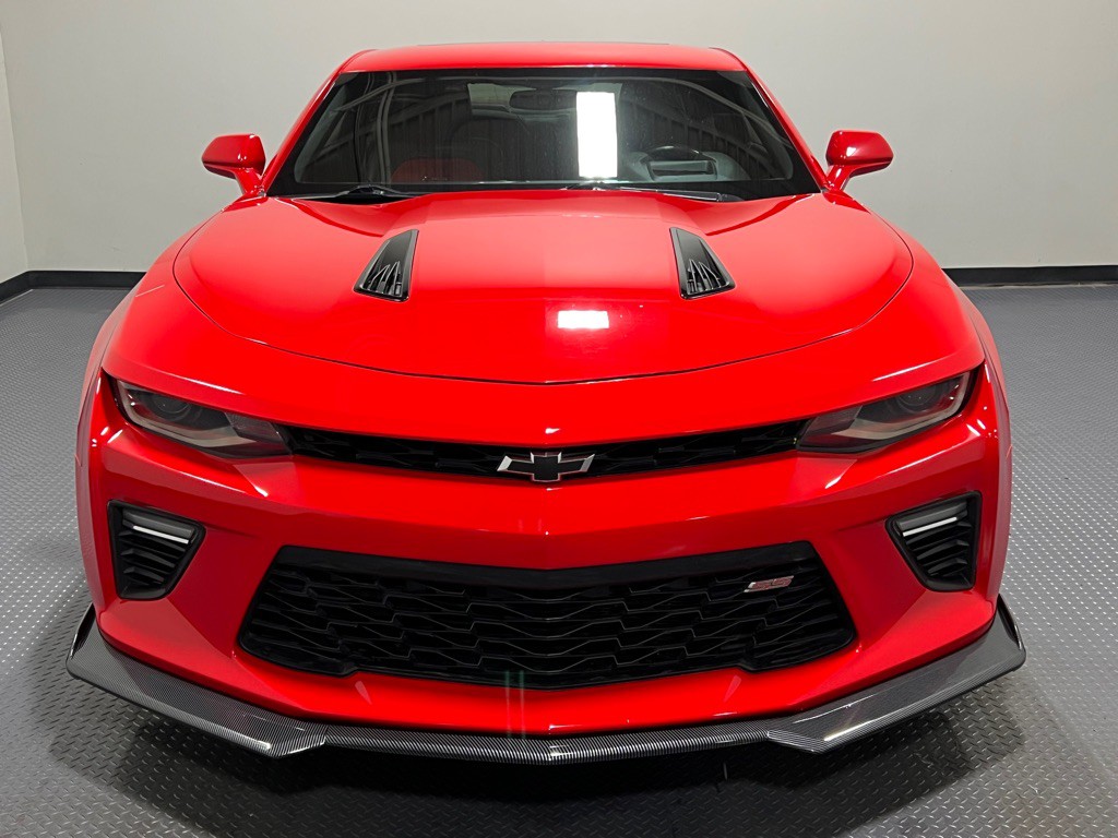 2018 Chevrolet Camaro Image 3