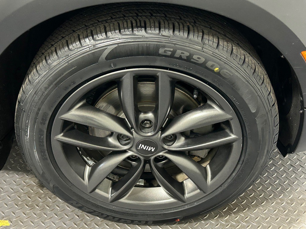 2012 MINI Cooper Image 18