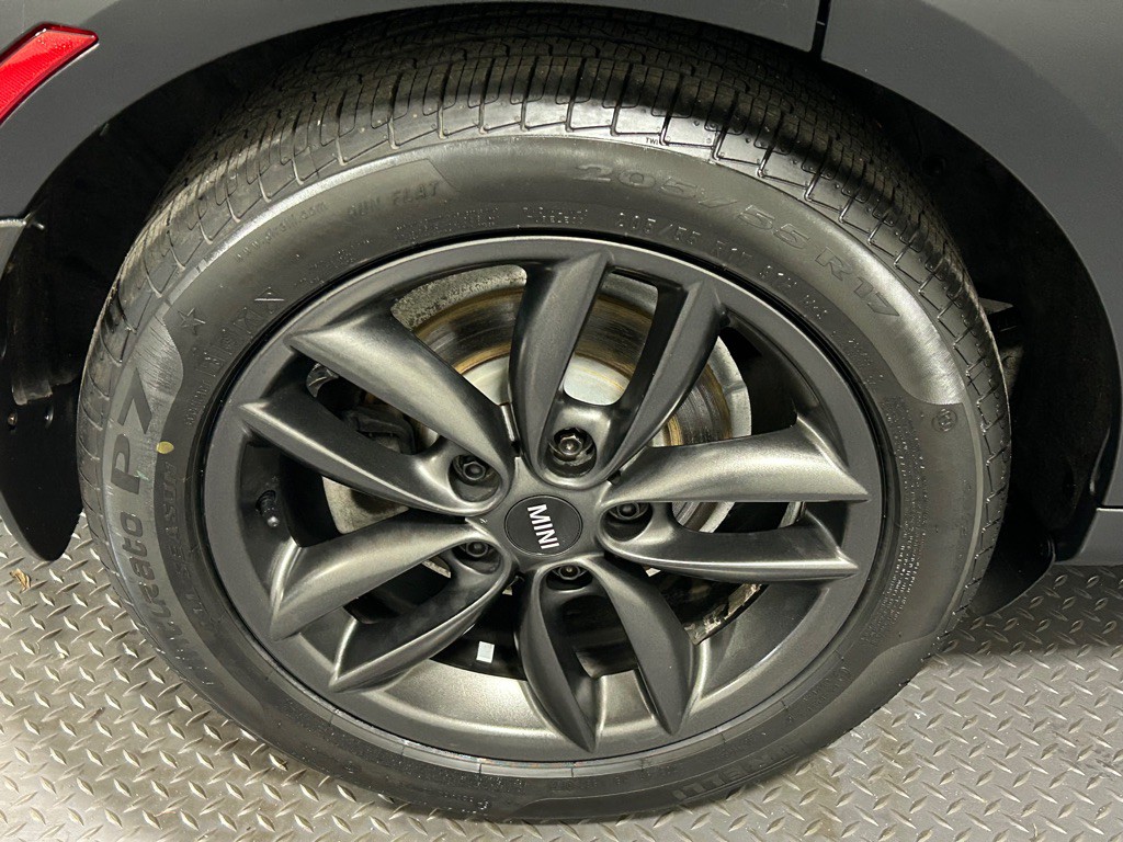 2012 MINI Cooper Image 19