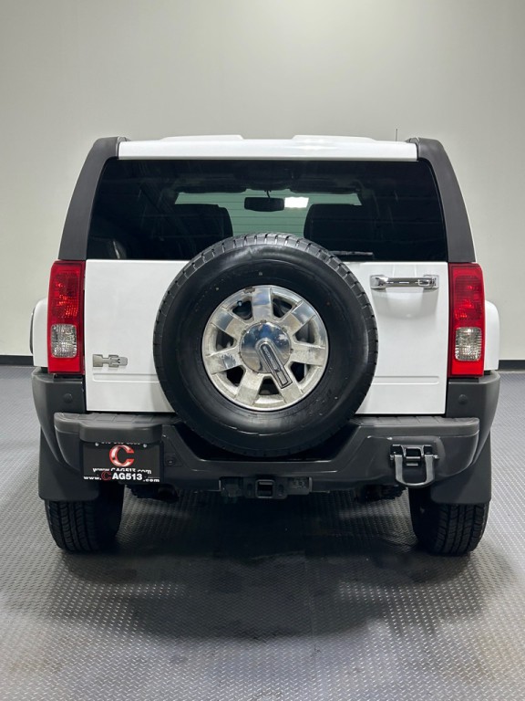2009 HUMMER H3 Image 6