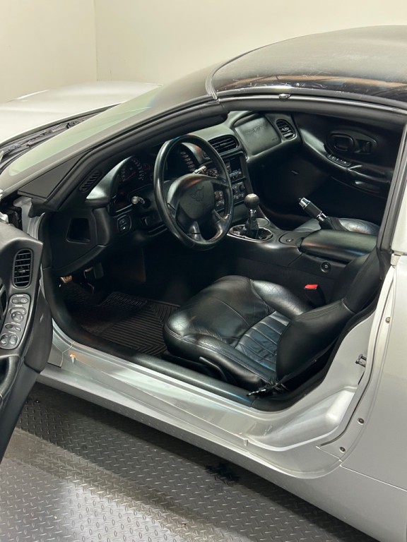 1998 Chevrolet Corvette Image 8