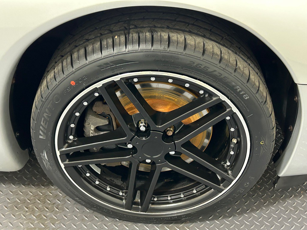 1998 Chevrolet Corvette Image 16