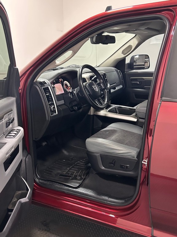 2016 RAM 2500 Image 8