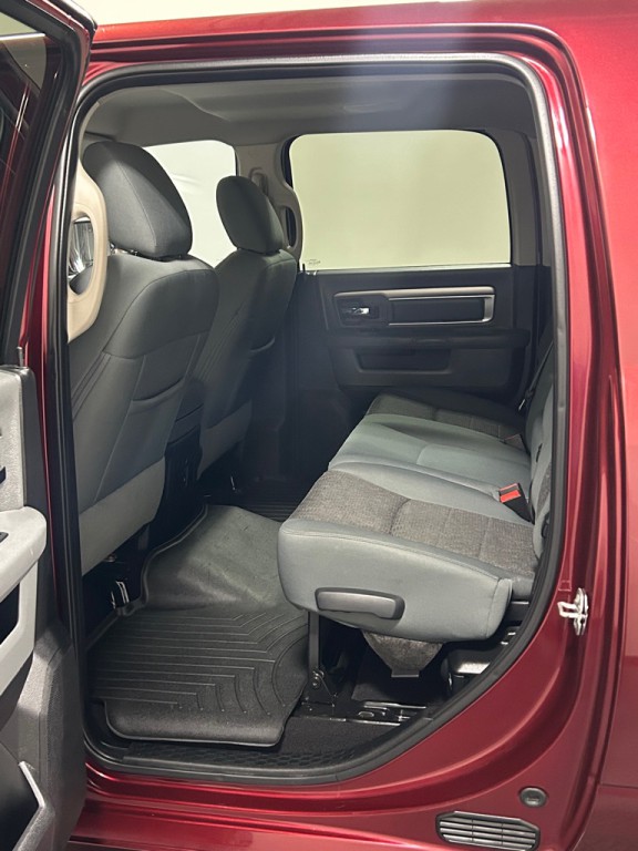 2016 RAM 2500 Image 9