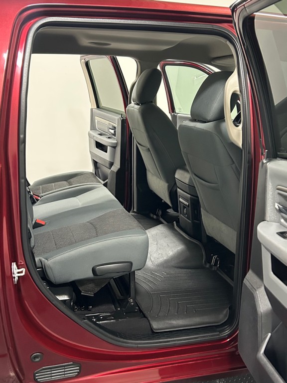 2016 RAM 2500 Image 10