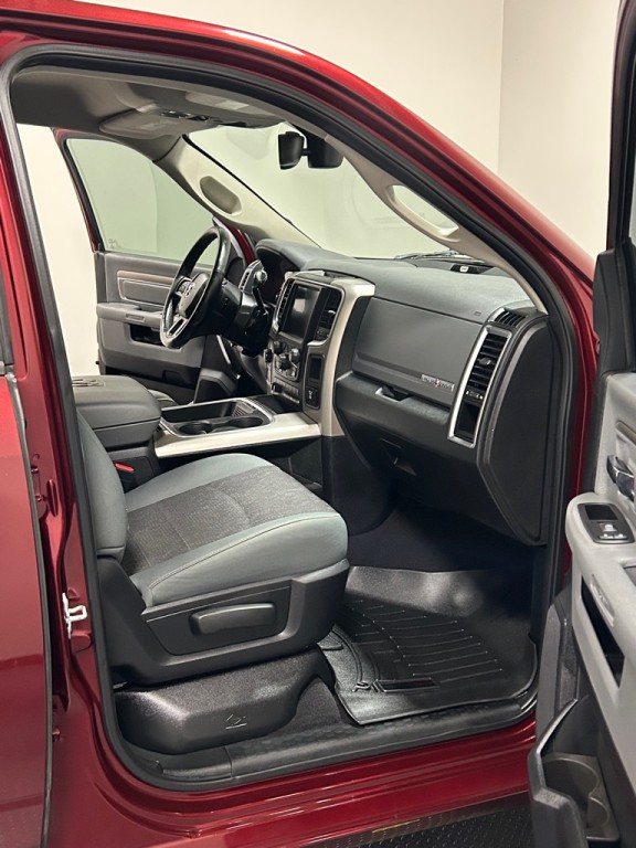 2016 RAM 2500 Image 11