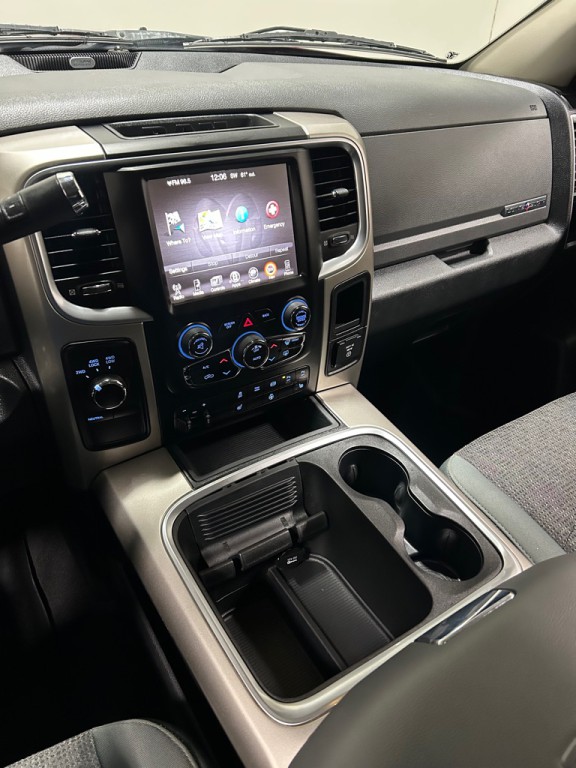 2016 RAM 2500 Image 13