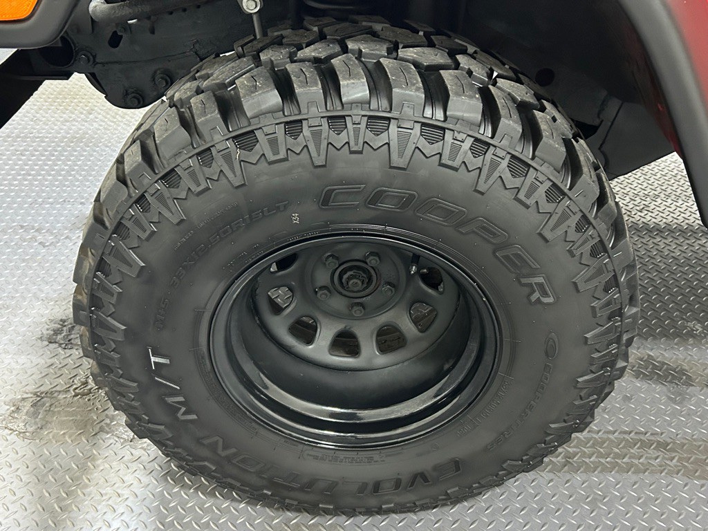 1997 Jeep Wrangler Image 19