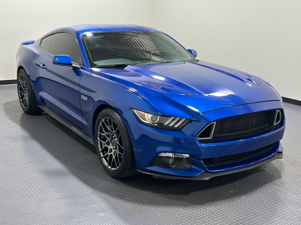 2017 Ford Mustang Image 4