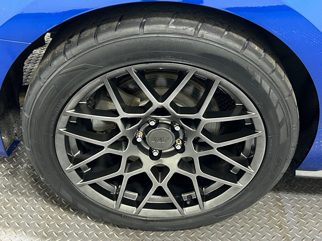 2017 Ford Mustang Image 17