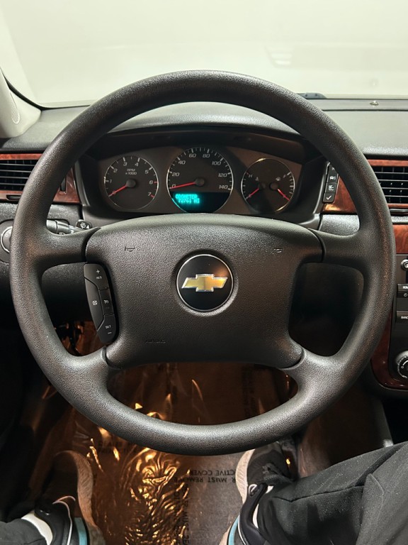 2009 Chevrolet Impala Image 15