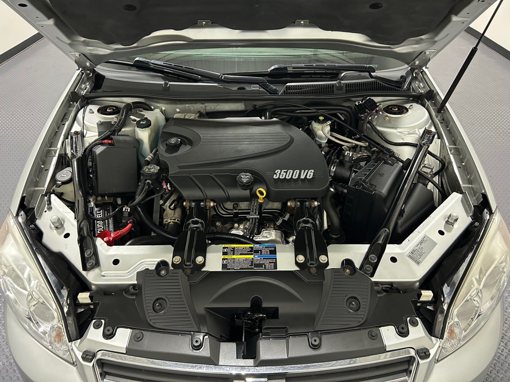 2009 Chevrolet Impala Image 16