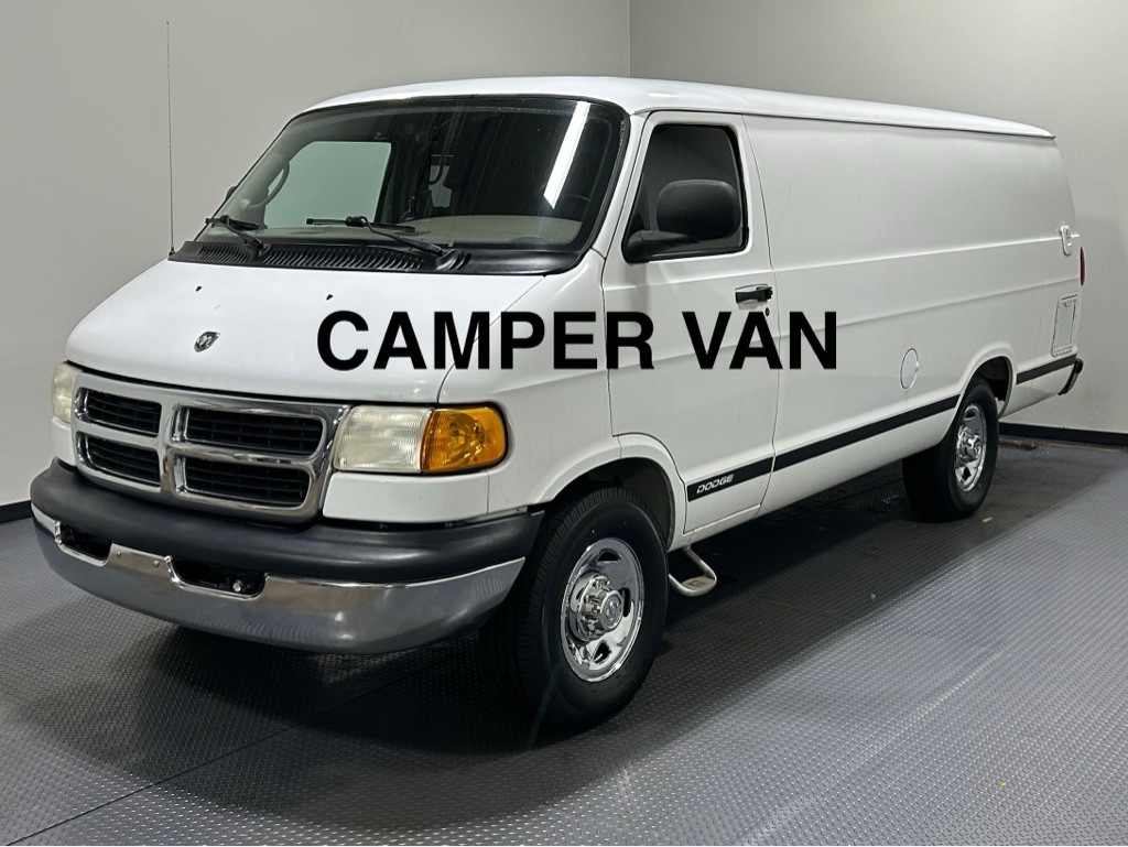 2001 Dodge Ram Van Image 1