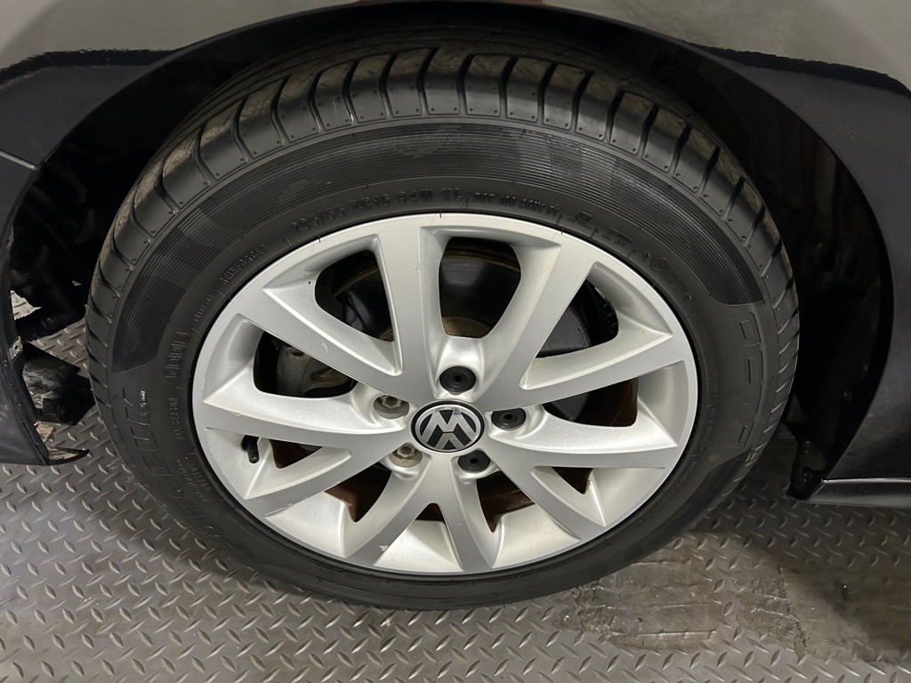 2015 Volkswagen Jetta Image 21