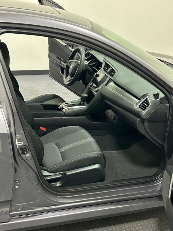 2018 Honda Civic Image 11