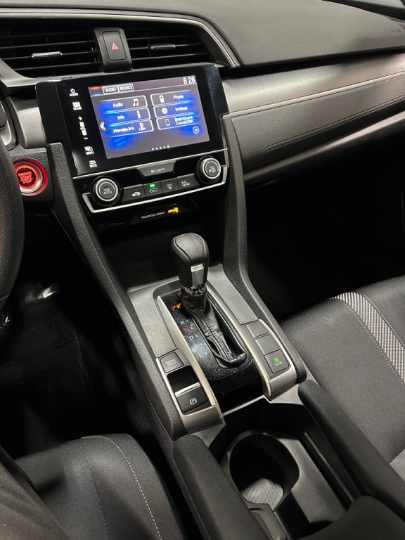 2018 Honda Civic Image 13