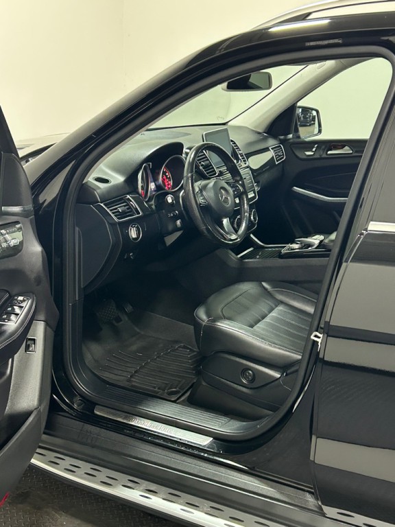 2016 Mercedes-Benz GLE-Class Image 8