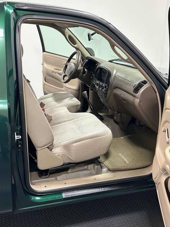 2004 Toyota Tundra Image 9