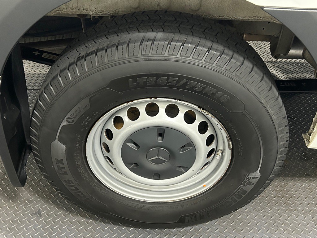 2019 Mercedes-Benz Sprinter Image 19