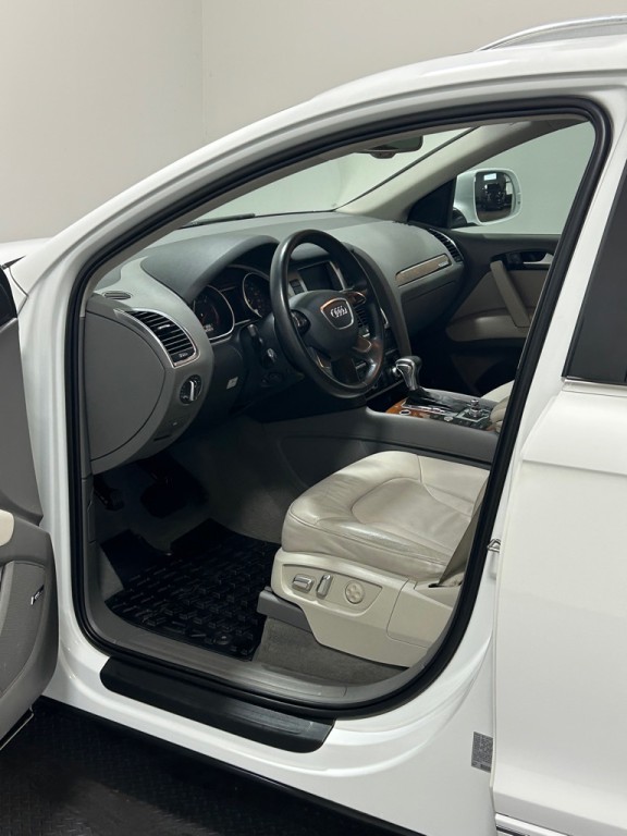 2014 Audi Q7 Image 8