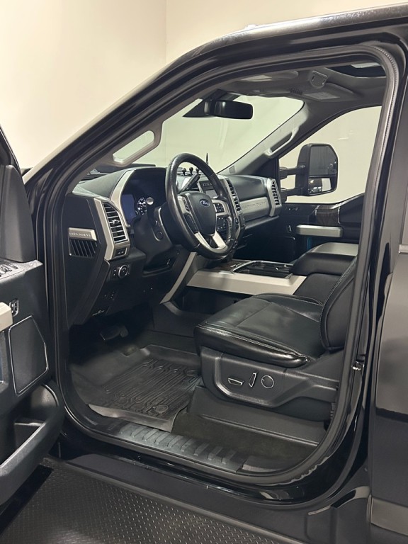 2017 Ford F-350 Image 8