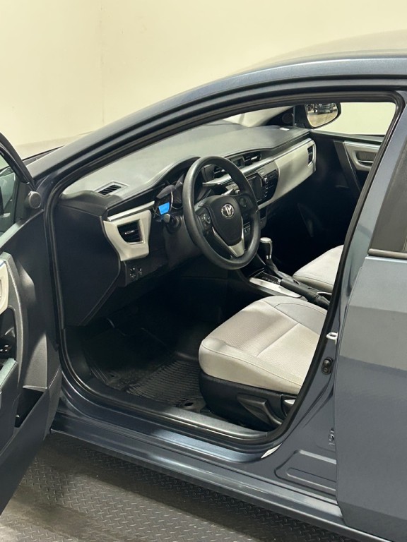 2014 Toyota Corolla Image 8