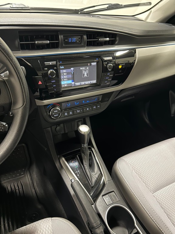 2014 Toyota Corolla Image 13