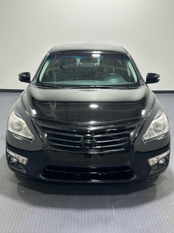 2015 Nissan Altima Image 3