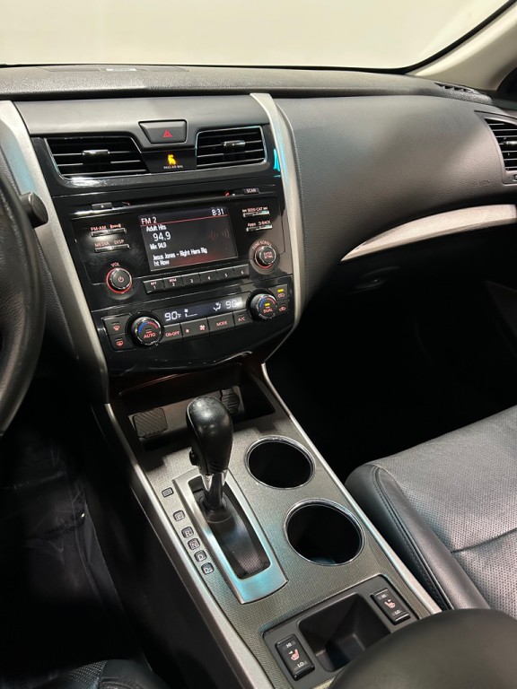 2015 Nissan Altima Image 13